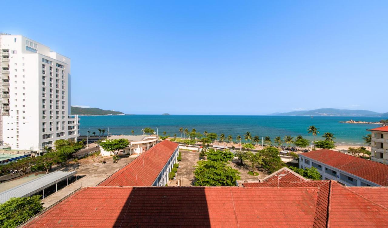 Arise Seaside Hotel ニャチャン エクステリア 写真